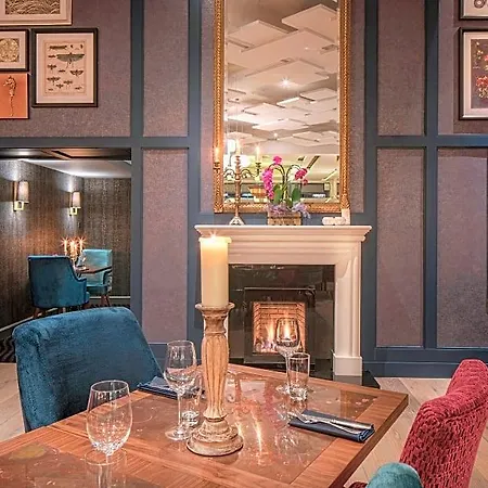 Garryvoe Hotel