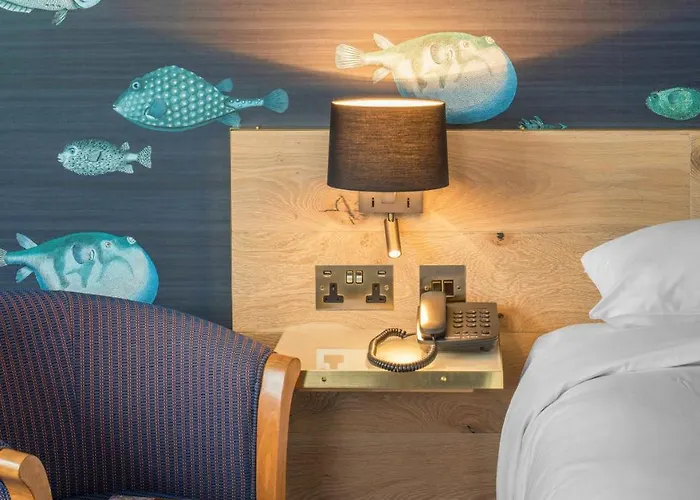 Garryvoe מלון 4*