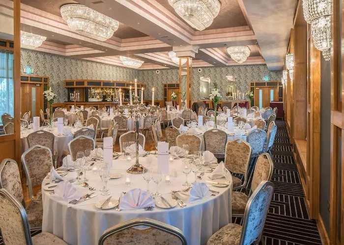 Отель Garryvoe Балликоттон